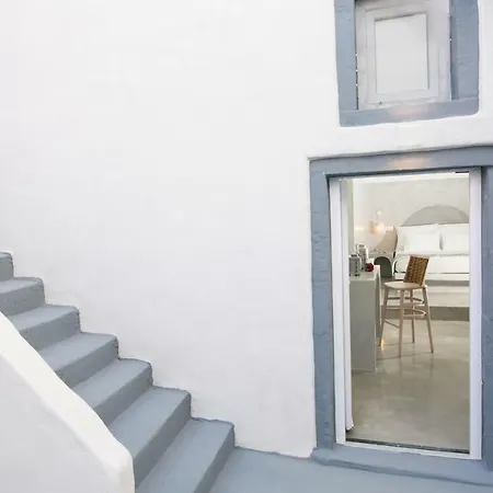 Holiday home Thetis Cave Oia (Santorini)