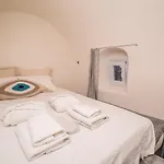 Thetis Cave Holiday home